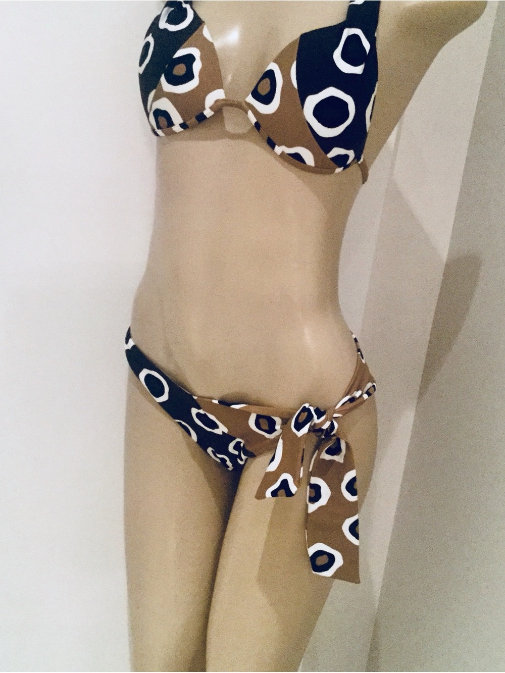 AGUA DE COCO ANIMAL PRINT HALTER BIKINI. - Picture 2 of 11